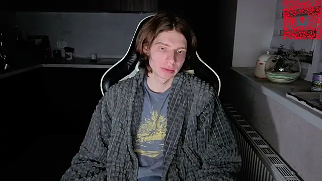 Snapshot of spaisenok chatting on November 23, 1:44 pm spaisenok online show from November 23, 1:44 pm