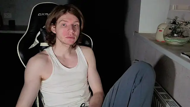 Snapshot of spaisenok chatting on December 3, 1:20 pm spaisenok online show from December 3, 1:20 pm