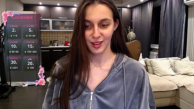 Snapshot of Doll_Jasmine_ chatting on March 18, 1:31 am Doll Jasmine online show from March 18, 1:31 am