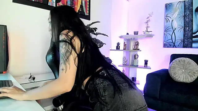 Snapshot of BaphyBaby chatting on October 22, 7:13 pm BaphyBaby online show from October 22, 7:13 pm