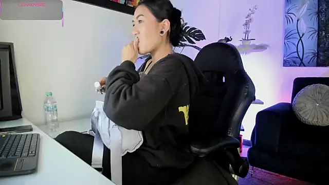 BaphyBaby online show from March 20, 11:37 am