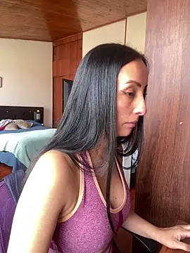 yaralyminjo2 online show from March 19, 2:13 pm