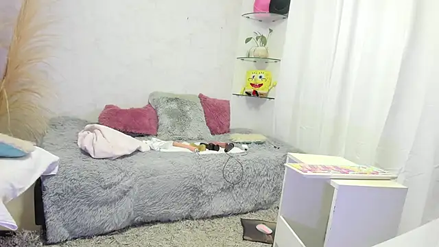 Snapshot of Leslie_browm chatting on October 23, 11:14 pm Leslie browm online show from October 23, 11:14 pm