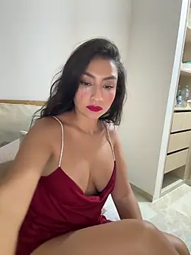 Gia Ferh online show from May 17, 4:32 am
