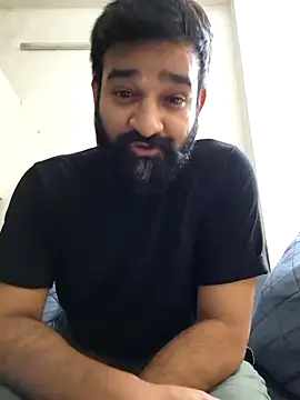 Snapshot of Fun_Guuy chatting on December 1, 7:47 pm Fun Guuy online show from December 1, 7:47 pm