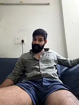 Snapshot of Fun_Guuy chatting on December 14, 3:47 pm Fun Guuy online show from December 14, 3:47 pm