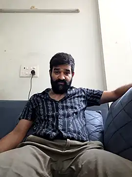 Snapshot of Fun_Guuy chatting on December 19, 2:24 pm Fun Guuy online show from December 19, 2:24 pm