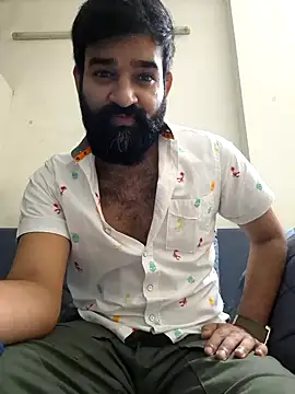 Snapshot of Fun_Guuy chatting on December 20, 2:05 pm Fun Guuy online show from December 20, 2:05 pm