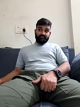 Snapshot of Fun_Guuy chatting on January 9, 11:58 am Fun Guuy online show from January 9, 11:58 am