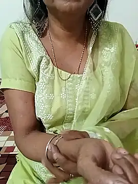 Snapshot of Saroj-Shah chatting on September 22, 5:42 am Saroj-Shah online show from September 22, 5:42 am