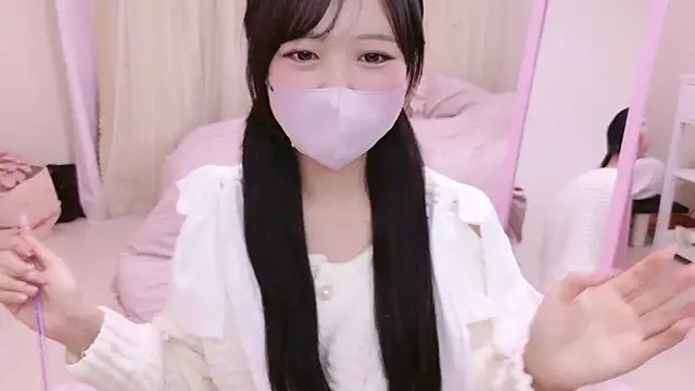 Snapshot of HANApipi chatting on January 14, 5:57 am HANApipi online show from January 14, 5:57 am