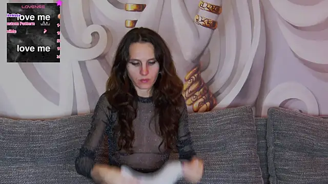 hailey peach online show from February 2, 6:42 pm