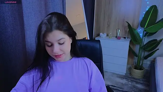 Jenna Adams  online show from March 8, 1:06 am