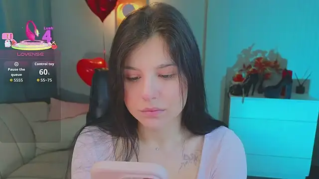 Jenna Adams  online show from March 26, 2:06 am