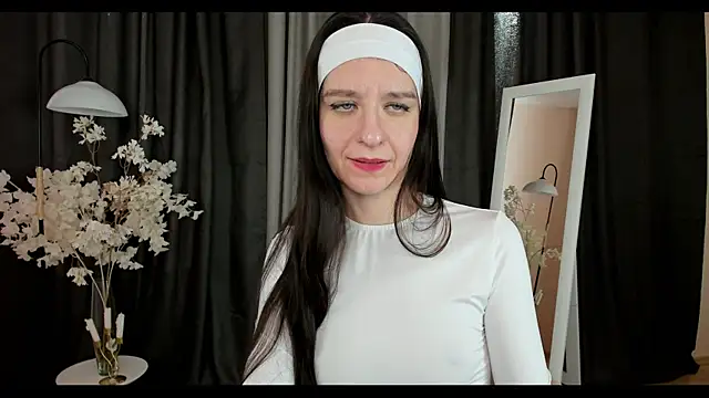 helentasty online show from February 2, 6:48 am