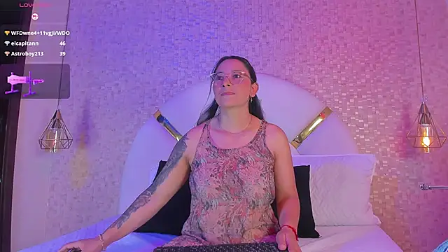 sophie 1 online show from January 29, 3:12 am