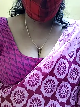 mallu-sumi online show from February 11, 6:11 pm