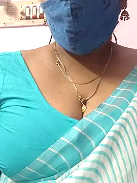 mallu-sumi online show from September 30, 6:35 pm