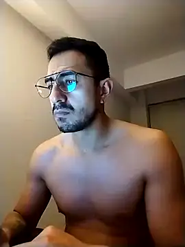 Snapshot of pablo-rincon95 chatting on February 6, 12:11 am pablo-rincon95 online show from February 6, 12:11 am