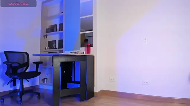 Snapshot of pablo-rincon95 chatting on December 18, 12:11 pm pablo-rincon95 online show from December 18, 12:11 pm