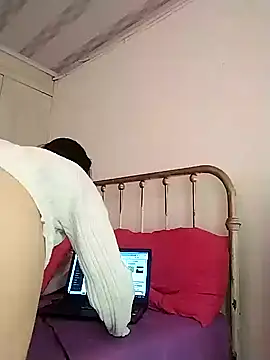 amellie ros online show from December 15, 4:04 pm