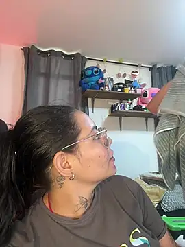 Snapshot of Mabelydani chatting on June 25, 10:03 pm Mabelydani online show from June 25, 10:03 pm