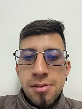 stivevv online show from April 22, 2:51 pm