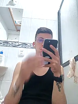 stivevv online show from April 24, 1:08 am