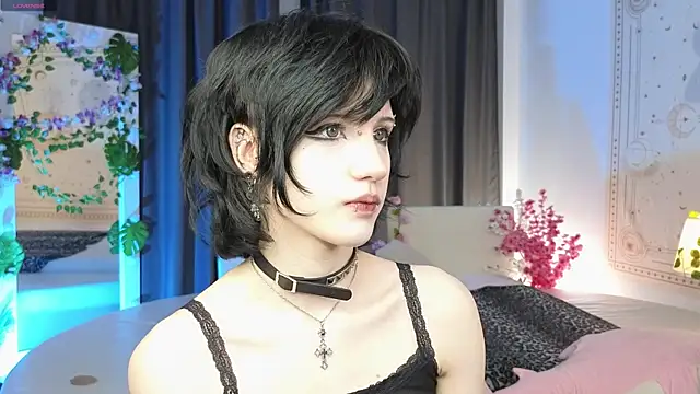 Snapshot of dark_vamp_ chatting on March 1, 12:23 pm dark vamp online show from March 1, 12:23 pm