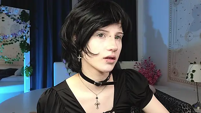 Snapshot of dark_vamp_ chatting on March 2, 7:43 am dark vamp online show from March 2, 7:43 am