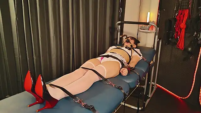 hikarun1224 online show from March 19, 11:39 am