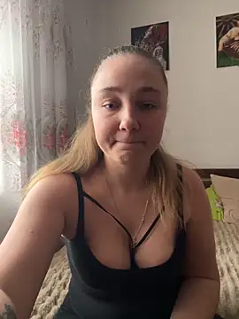 Snapshot of Joannakiss chatting on February 7, 11:47 am Joannakiss online show from February 7, 11:47 am