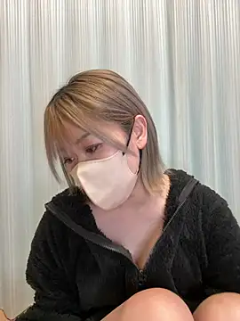 mii06 online show from December 9, 1:24 pm