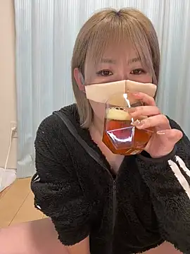 mii06 online show from January 14, 2:32 pm