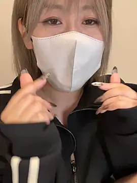 mii06 online show from March 13, 2:23 pm