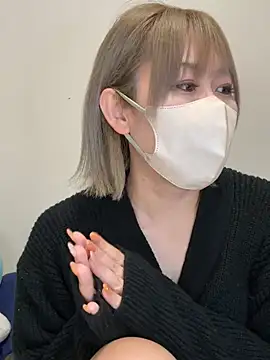 mii06 online show from March 15, 5:37 pm