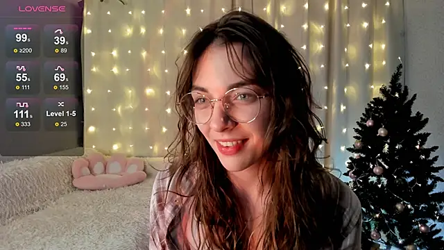 AraCopple online show from December 29, 7:22 pm