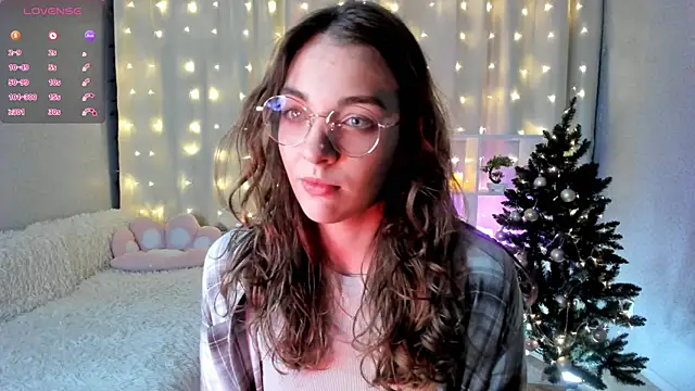 AraCopple online show from January 9, 6:15 pm