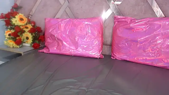 Lucy White   online show from January 16, 8:57 pm