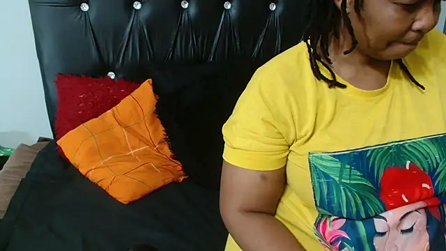AfricanBigAssxx98 online show from February 10, 6:13 pm