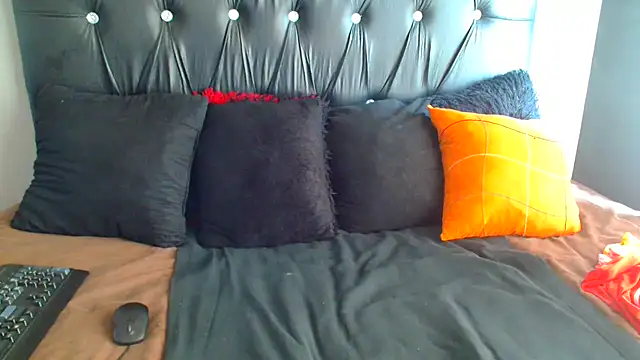 AfricanBigAssxx98 online show from February 13, 10:23 am