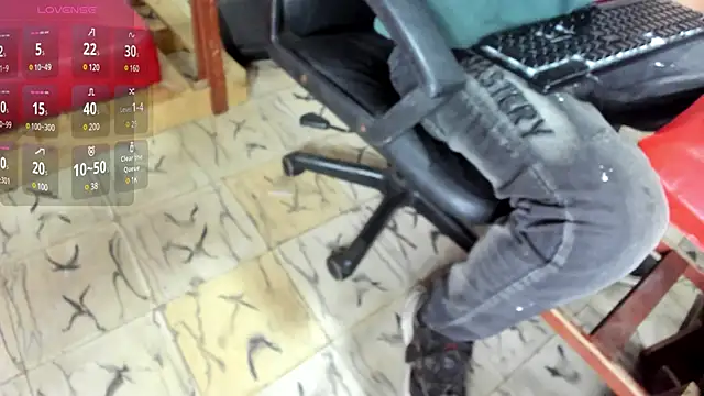 Hana and Zeta online show from March 22, 12:25 pm