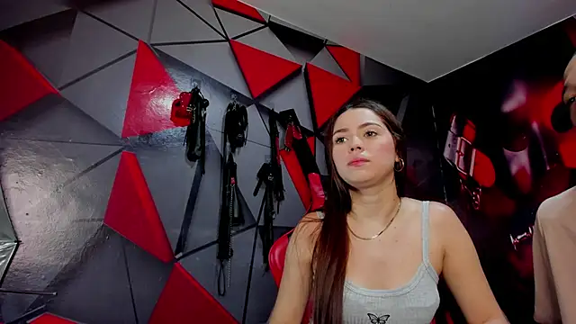 Hana and Zeta online show from September 15, 12:16 pm