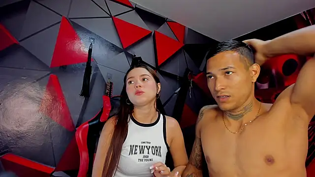 Hana and Zeta online show from October 5, 12:03 pm