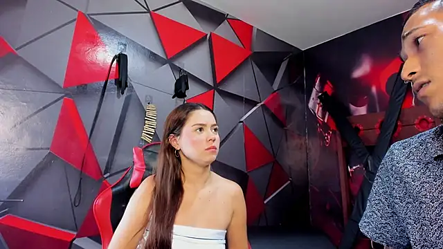 Hana and Zeta online show from October 17, 12:19 pm