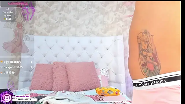 Eliza Thaylor   online show from January 5, 9:03 pm