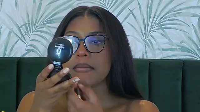 VanessaGlenn online show from January 28, 7:42 pm