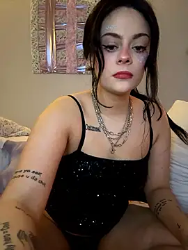 Snapshot of Sashabbay chatting on December 9, 2:56 am Sashabbay online show from December 9, 2:56 am