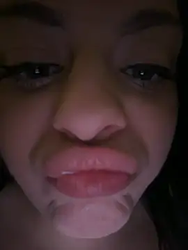 Snapshot of Sashabbay chatting on February 22, 6:06 am Sashabbay online show from February 22, 6:06 am