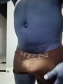 Snapshot of Ataujo_love chatting on January 21, 2:11 am Ataujo love online show from January 21, 2:11 am